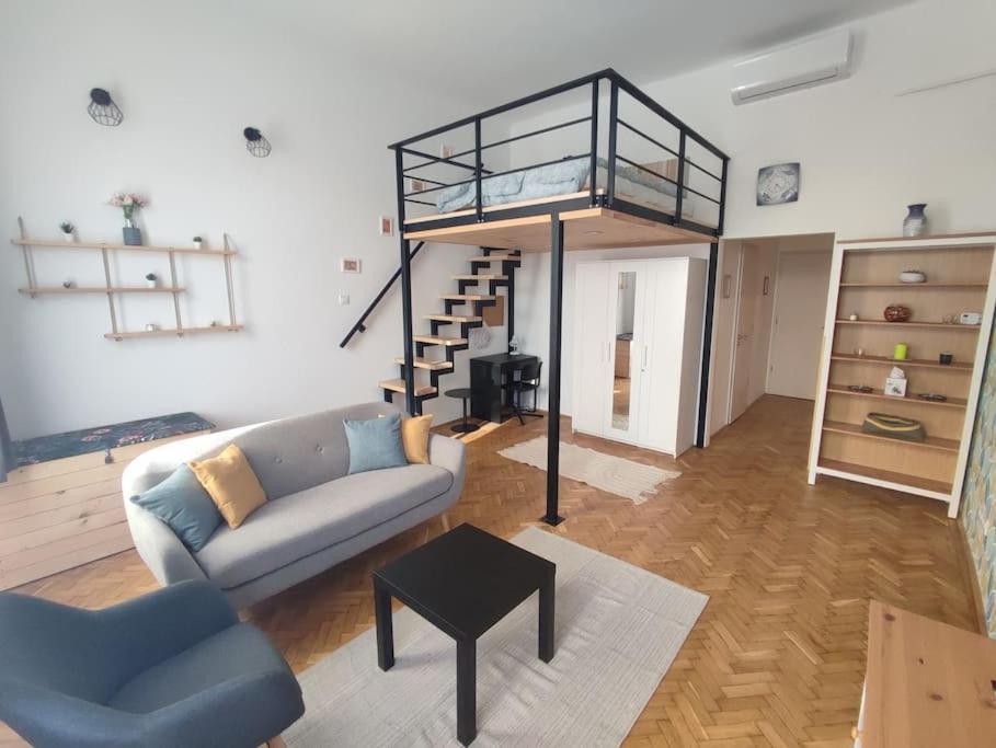 Hidden Gem For A Homey Getaway *