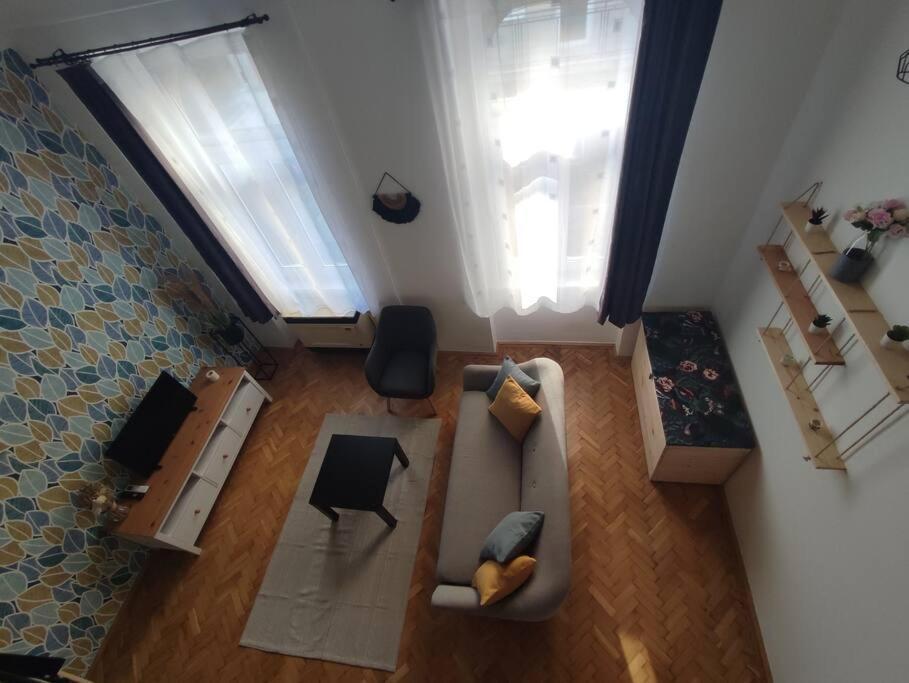 Hidden Gem For A Homey Getaway Apartment